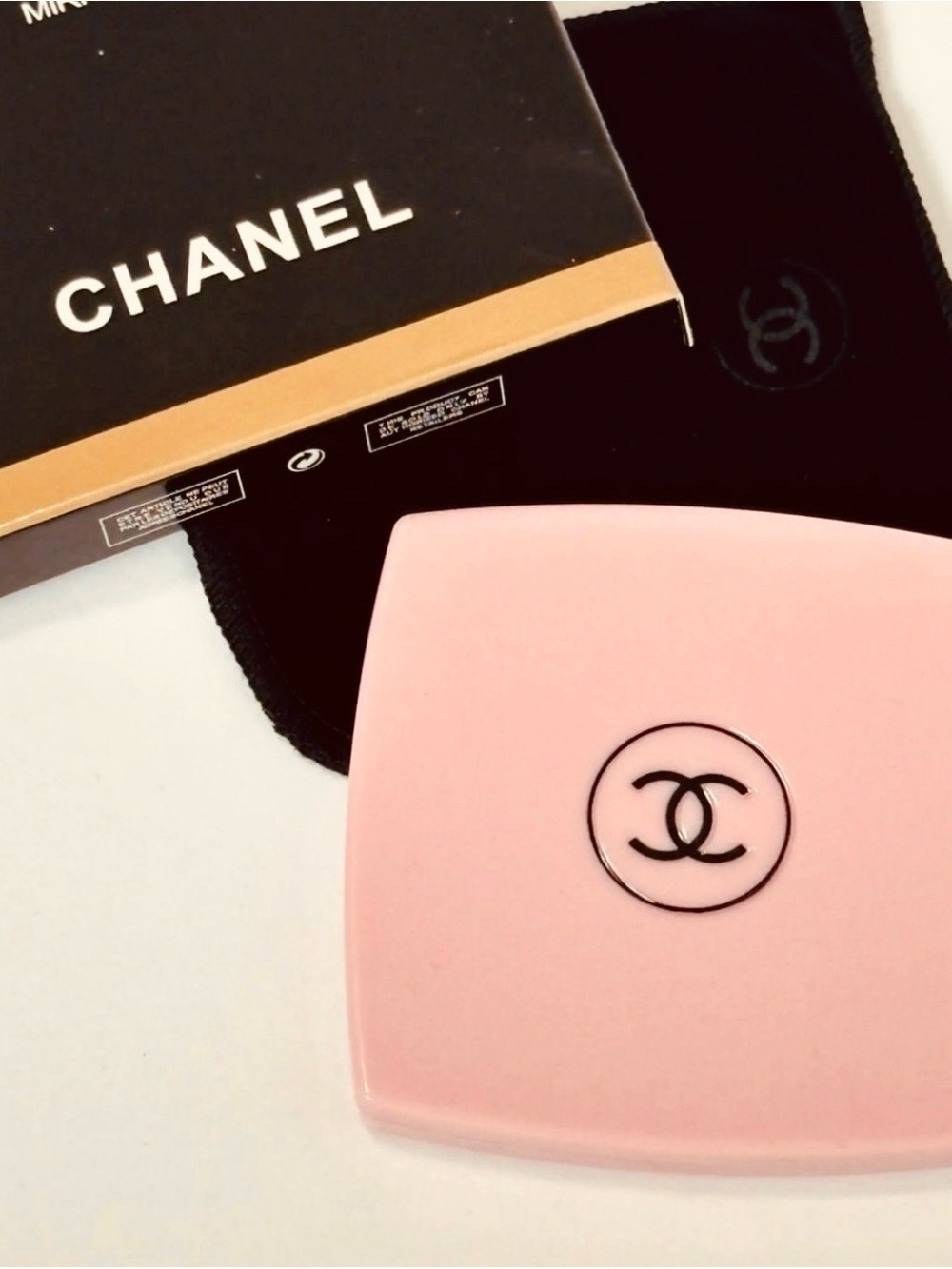 CHANEL Miroir Double Facettes Compact Mirror Duo